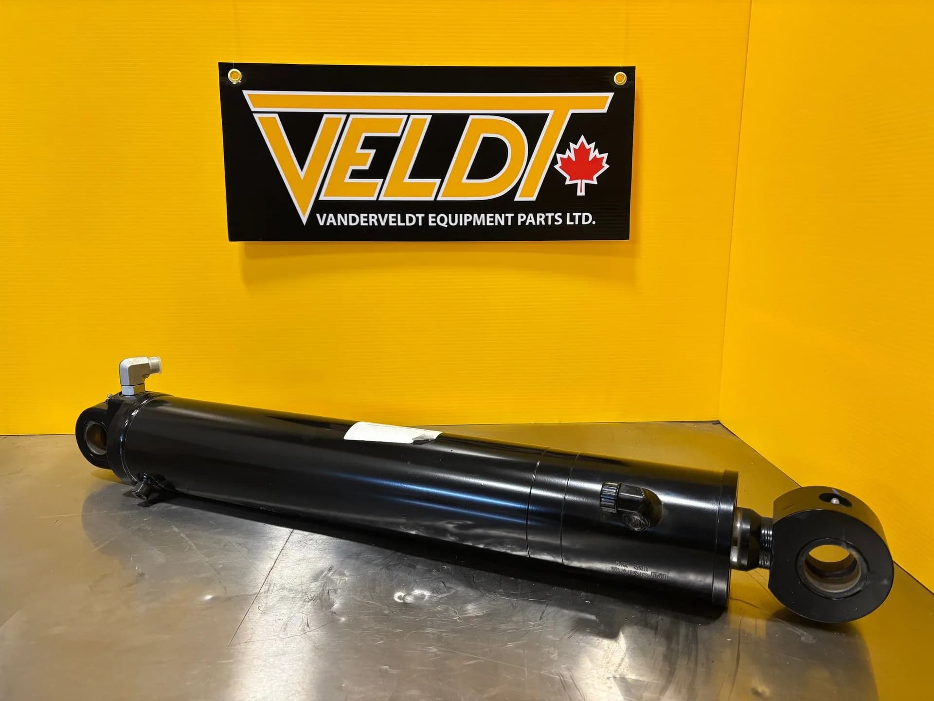 Hydraulic Cylinder LH Outrigger