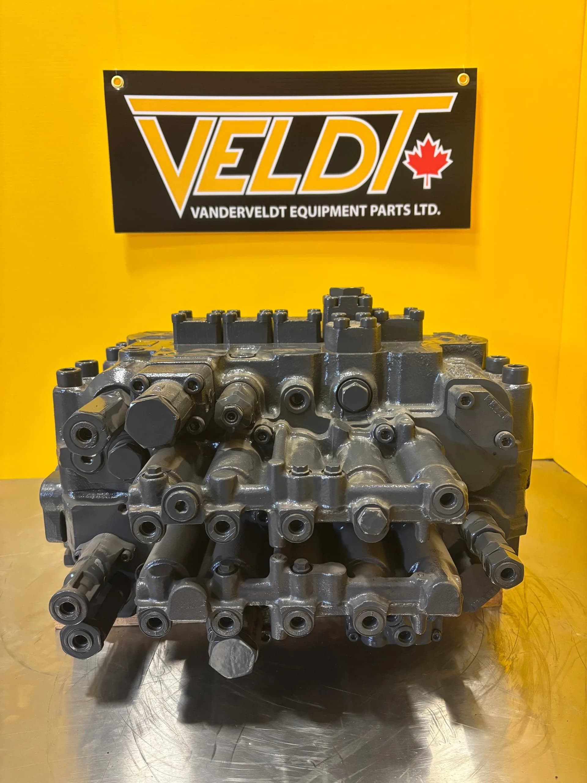 CX210C Control valve