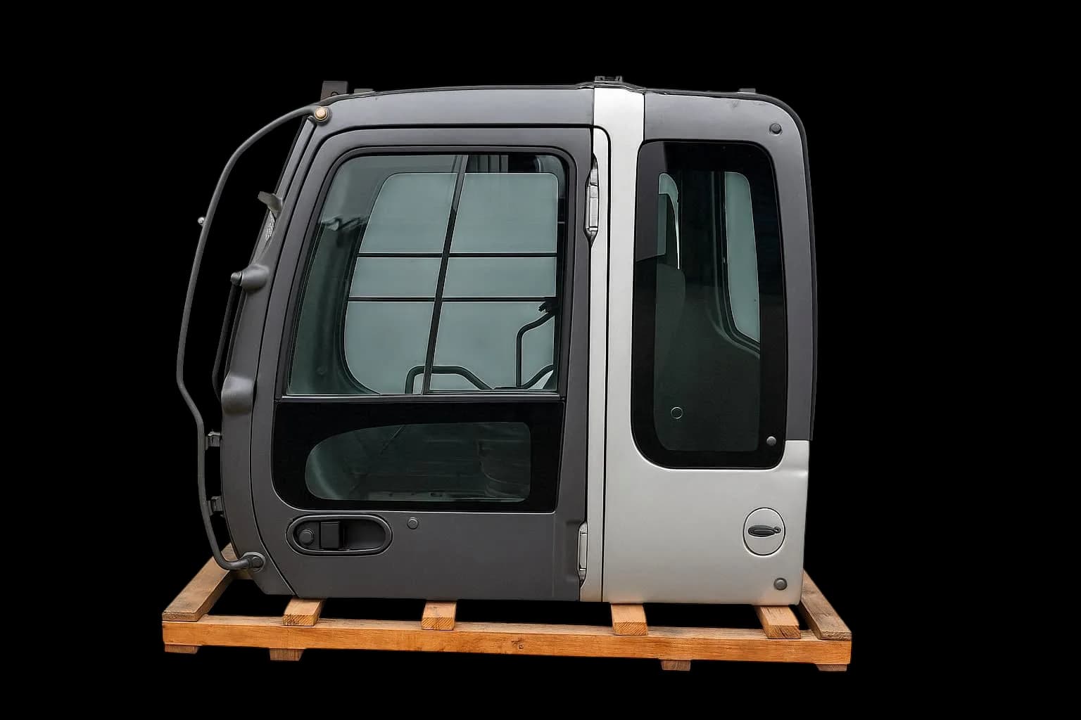 Hitachi/John Deere Cab - View 1